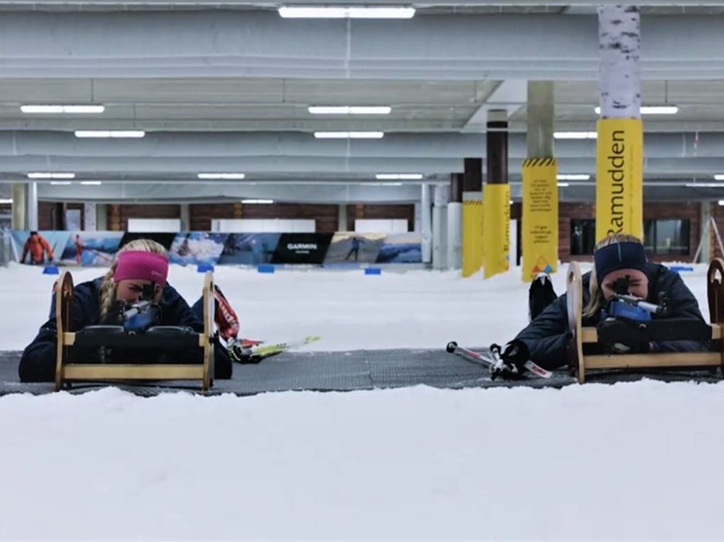 Skidskytte och gruppaktiviteter i Skidome - Skidhall för längdskidåkning i Göteborg.
